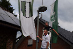 Fahne hochziehen beim BM/ Fotos Gaby Eggert